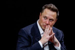 Musk amenaza con demandar a un grupo de investigación sobre el odio que criticó a Twitter